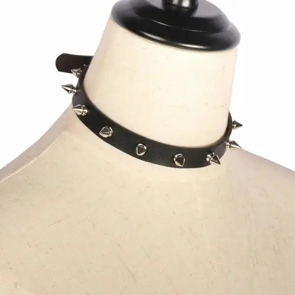 Collar Bdsm Choker Picos Cuero Cosplay