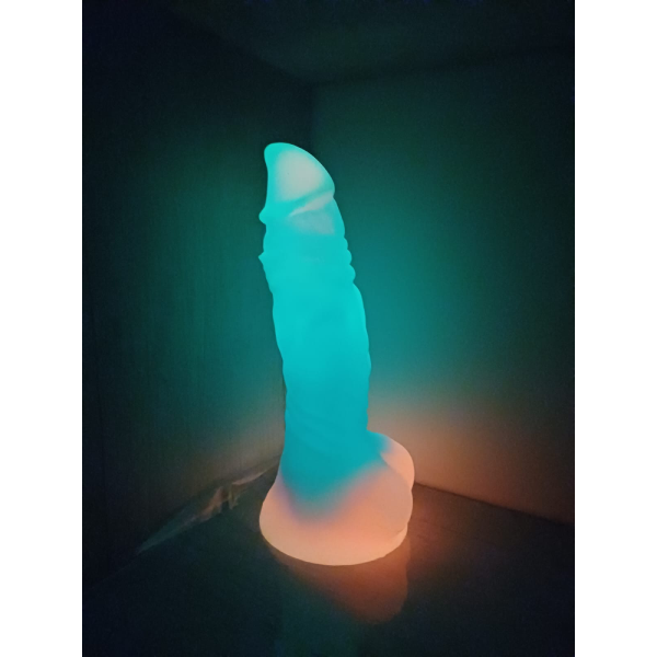 Dildo Silicona Líquido Ventosa Fosforescente 8.3 Inch