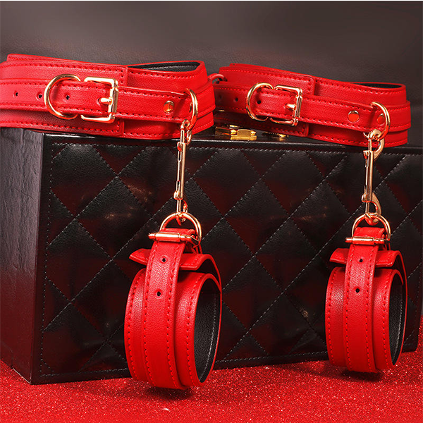 Kit Bdsm Bondage de 7 Piezas Premium Rojo