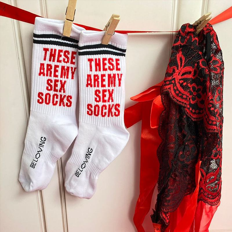 Idea para Regalo Cupcakes Para Dos Divertido Kit para Parejas Sex Socks + Elegante Lencería